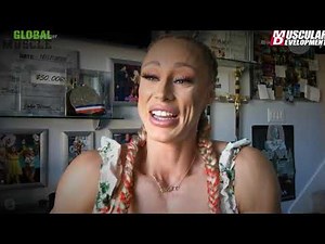 Missy Truscott: Shark Diving with Great Whites | MD Global Muscle Clips S4 E31 2