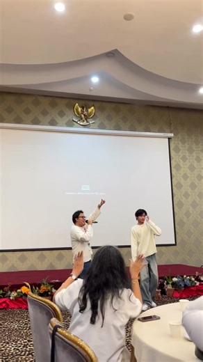 Rizky Febian dan Njan Duet Menyanyikan 'Alamak'