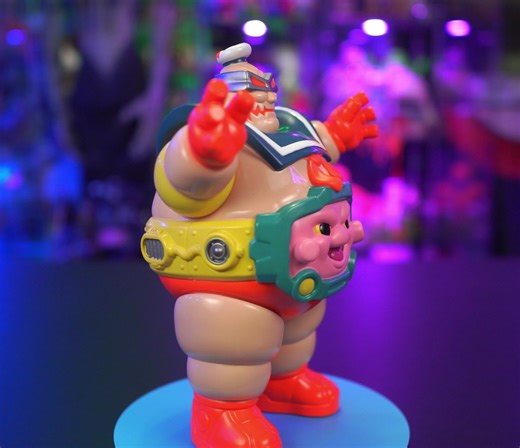 In today’s feature, we’re checking out a totally tubular crossing of the streams with a TMNT x Ghostbusters-inspired collectible from SNZ Toys and the Toys on Tap Podcast. Full video in the comments. | GhostbustersNews.com