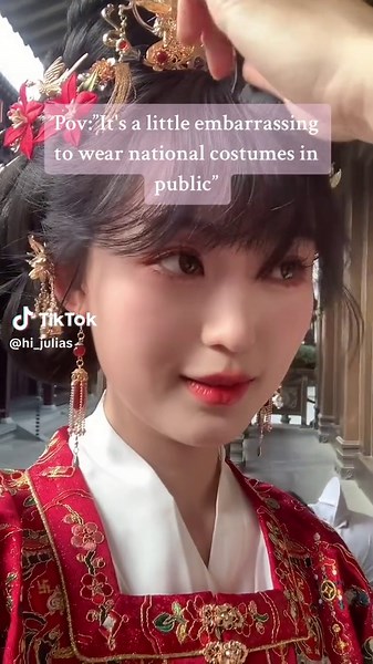 Embracing Chinese Traditional Clothing | Ming Dynasty Hanfu