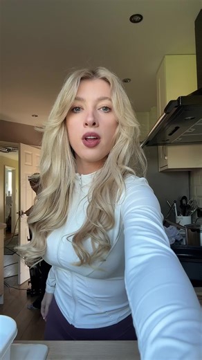 katie_owen (@katie_owen)’s videos with Pop Muzik - Original 1979 7