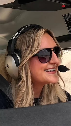 Kay Hall on Instagram: "RATE MY SOLO TAKEOFF in a NEW Cessna Top Hawk at David Wayne Hooks Memorial Airport! #aviation #pilot #travel #femalepilot"