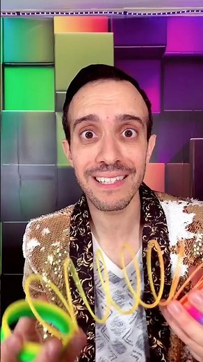 🌀📚 Slinky Science – Gravity in Action!