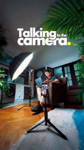 ARON SŌGI | Video Strategist on Instagram: "Comment INVITE 👉 ‘Videos That Sell’ workshop! 😉 How to write natural sounding scripts? If talking to the camera is a pain point for you the easiest way to solve it is to learn how to write scripts that sound natural. Yeah, good luck with ChatGPT 🤣🤣🤣 There are very simple techniques on how you can not only make the script sound natural but also to be optimistic for engagement and for conversion. So I want to invite you to a little workshop that I’m