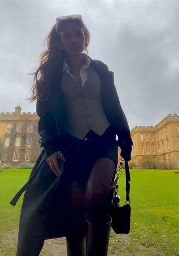 Stylish Preppy Outfits for University Life