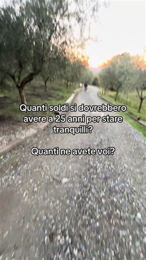 Quanto Denaro Avere a 25 Anni per Stare Sereni?
