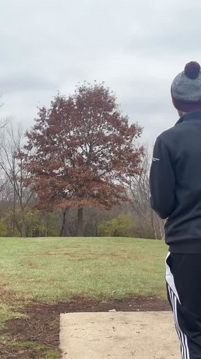 Straddle Putting is my Nemesis! Work on your weaknesses and turn them into your strengths! 💪🏼 #discgolf #xyzbca #fyp | Ryan Mantucca