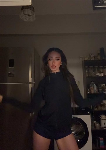 Dansçı karakter kartımla giriş yapıyorum #fypシ゚ #keşfetteyizzz #dance #edis #dudak