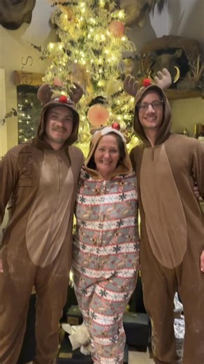 Rudolph said it was time for Reindeer Games, so we listened 🎄🦌 Minute to Win It — Part One. | Best Retrievers