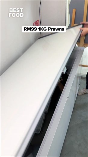 🦐 1KG BOILED PRAWNS ALERT! 🦐 Weekdays just got WAY better 😍 💥 20% OFF 💰 RM99 (1KG!) 📅 Mondays – Fridays Only | Promo Starts From Jan 2026 Big prawns, big flavour, big value 🤤 Tag your makan kaki & come hungry! 📍 Bernie & Friends Sdn Bhd Publika, D1-G3-03, Solaris Dutamas Mont Kiara, Kuala Lumpur ⏰ 11am – 2.30pm | 6pm – 9.30pm 📆 Thurs – Tues | Closed Wed | Best Food Malaysia