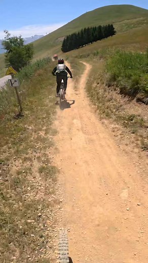 Big compression 😅 #mtb #downhill #mountainbike #gopro | FlyingMeta