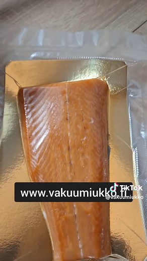 Kylmäsavulohen valmistus Suomen talvessa