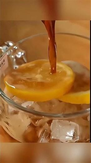 Quick-Freeze Silicone Ice Mold ❄️ | Fast Ice Cubes for Drinks & Smoothies