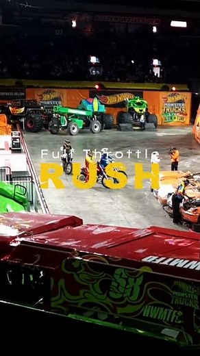 Insane dirt bikes at Hot Wheels Live! 😮💥