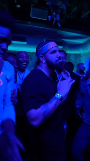 124_Damn I can’t believe Drake doesn’t like art, I was just tryna draw you bro #drake credit #portrait #sketching #design #nature #acrylicpainting #instaart #sketching #pencilsketch #nature #me #style #happier #beautiful | Art of Drawing