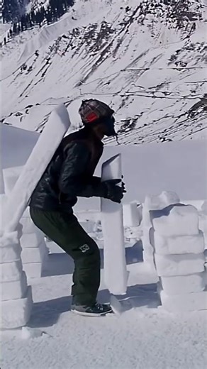 After my first snow house collapsd rebuilt it from scratch it finally stood strong #asmr snow#igloo