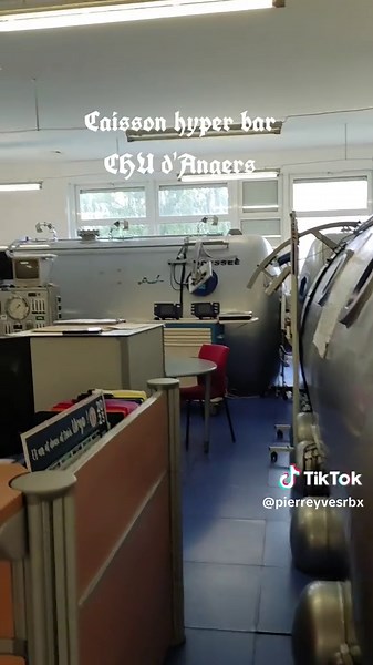 Caisson Hyperbar: Rôle au CHU d'Angers