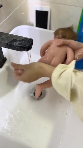 #nanobaby #babyfever #reborn #fyp #siliconebaby #reborncommunity #realisticdoll #reborndolls #babyaesthetics #dollcollector #newbornbaby #rebornbaby