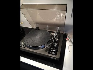 Unboxing Turntable Akai AP 307 by "The Doorway"