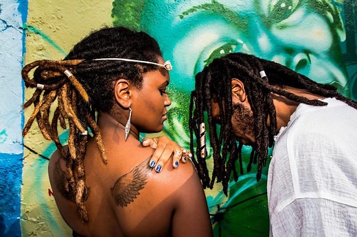 Should You Moisturize Your Locs Everyday?