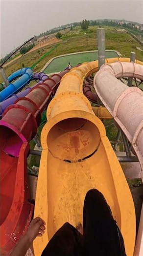 Crazy waterpark parkour 🤯🥶🛝#parkour #youtubeshorts #shorts #bellaciao #waterpark