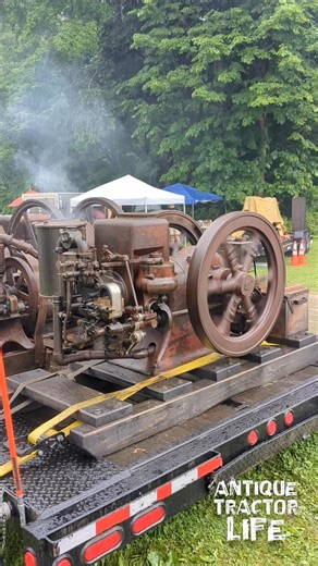 The beautiful International Harvester 4 horsepower Titan Side Shaft Engine was one of the featured engines at the Coolspring Power Museum this year in Coolspring, Pennsylvania. Antique Engine Life, it's not just a hobby, it's a lifestyle. #antiquetractorlife #internationalharvester #antique #engine #diesel #dieselengine #barnfind #farming #farm #farmlife #tractors #tractor #titan Titan, Tractor, Tractors, Engine, Diesel Power, Farming, Farmer, Farm, Barn Find, Antiques, Museum, Living History Mu