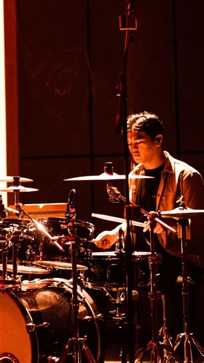 Tumpal Sihotang on Instagram: "Dari pulau dan benua x Gita sorga bergema | NDC Christmas Medley Arrangement. 25 Desember 2025 at @cornerstone.jog Use 🎧 Keys @adelianaftali Guitar @jamson_btr guitar bass @tirzaabp WL @brigithapriskilla Sound @wijiyono.wijiyono.9883 Merry Christmas🎄"