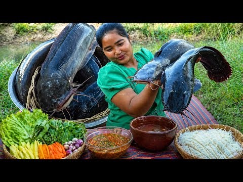 Primitive Technology - Meet Fish In The Lake Cacth And Cooking