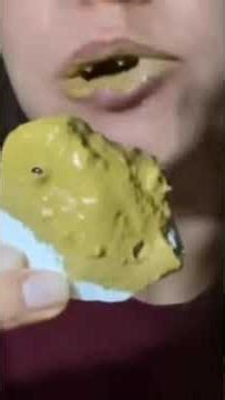 chalk with paste crunch #asmr #mukbang #rainbowsoap #eating #chalk #food #shorts #relaxing