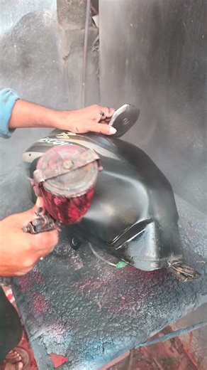 applying clear coat on tank #shorts #painting