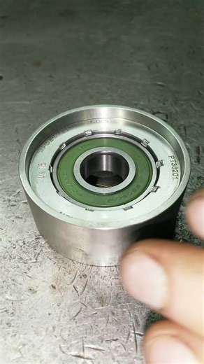 Cleaning and Lubricating a Mechanical Bearing