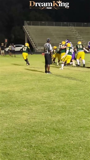 Fletcher Senators #26 Liam Lynch 2pt conv runs vs Ed White Commanders