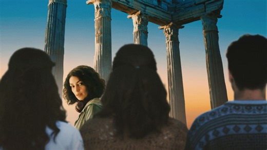 【电影推荐】白天是阿波罗，晚上是雅典娜 (2024) 土耳其 剧情 / 喜剧 / 奇幻 中英字幕 未删减 豆瓣7.8 东京国际电影节 亚洲未来单元 最佳影片