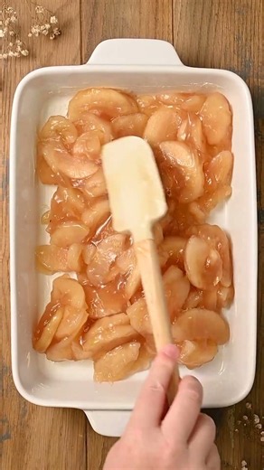 Easy Apple Dump Cake recipe