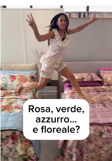 🌺Primavera, stampe floreali, colori pastello, tessuti leggeri e traspiranti! 🌸 Nuove lenzuola parure floreali, Raso 300 TC effetto Seta 🌸 Linearete 🌸 Nuovi pigiami in coordinato con tessuti naturali e traspiranti 🌸 Liberblu #primavera #biancherialetto #pigiami #lingerie #casa