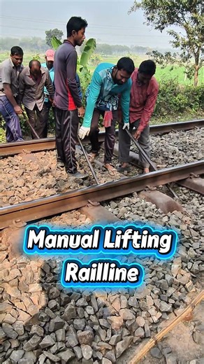 Manual Lifting Railline #railworks #train #railtrack #railwaycontent #railwaystation #automobile