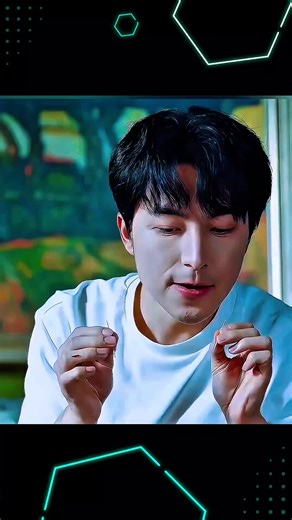 Discovering the Miniature World Inside a Strange Box