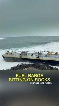 ⚓️ Fuel Barge Stranded at San Juan Harbor Entrance