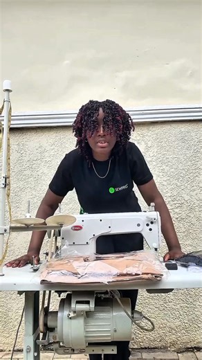 Smart tailors use SewPro to organize their business. Download from Google Playstore. Comment