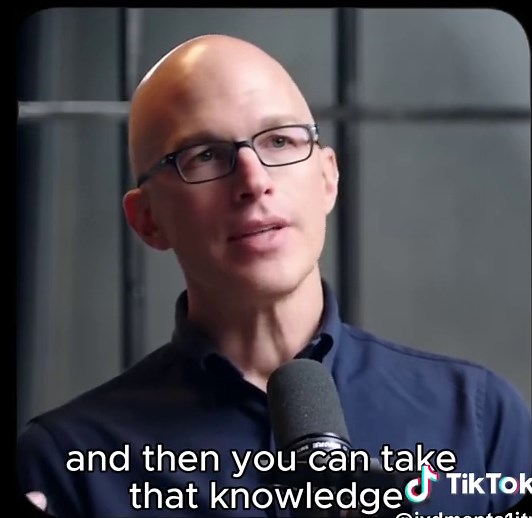 Josh Kaufman, author of 'The Personal MBA' and business expert, has helped millions master essential business skills! 💼 With a focus on self-education and entrepreneurship, he’s a game-changer for aspiring leaders. What’s your top business tip? Drop it below!👇 #JoshKaufman #PersonalMBA #Entrepreneurship #BusinessMastery #incomehustleclub #business #motivation #technology #entrepreneur #lifequotes#success #mindset