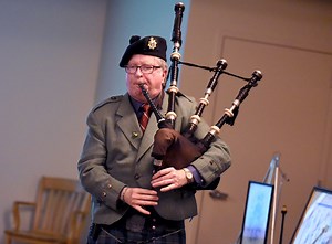 Bagpipes History and Presentations | Bagpiping Chicago (847) 778-6743