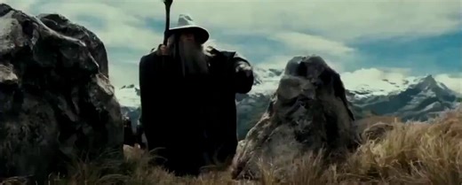 Howard Shore’s score across The Lord of the Rings trilogy is unreal. Tiny motifs introduced in Fellowship slowly evolve across all three films until Return of the King pays them off in massive emotional fashion.