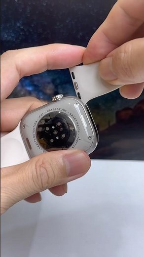 Instructions on how to remove and install the Apple Watch strap