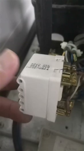 replace current relay for freezer machine #viralvideo #shortvideo