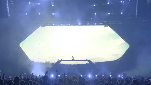 Avicii - Hey Brother (Live in Uncasville, True Tour 2014)