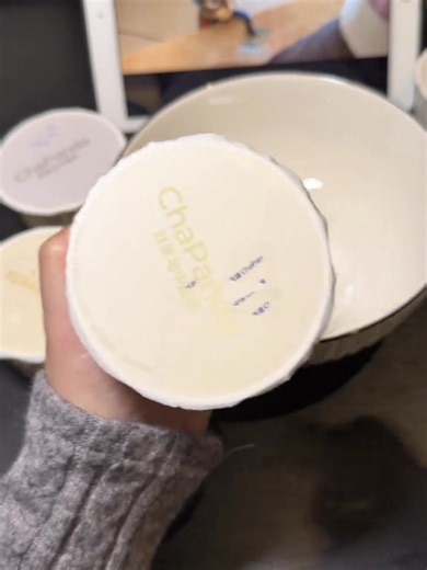 Câu chuyện tình bạn và tự do tình dục tại đại học