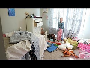 CLEANING MY VERY MESSY 7 YEAR OLDS BEDROOM!