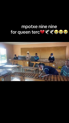 #mpotxe9ine9ine @Tumelo Augostine @QUEEN TERC.❤️👸🏆🔥 @ShebeMaburna702 @KILLORBEEZBEATZ @Zee Nxumalo @Dj Karri