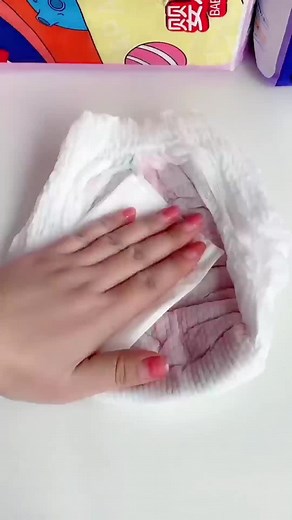 #nappy #diapers #momsoftiktok #firsttimemon