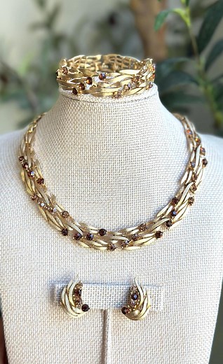 LISNER 1950s Vintage Gold Tone Topaz-amber Rhinestone Parure | Necklace Bracelet Earrings Set - Etsy